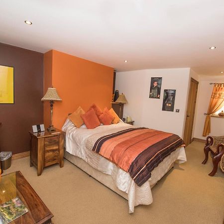 The Blue Bell Inn Weaverthorpe Kültér fotó