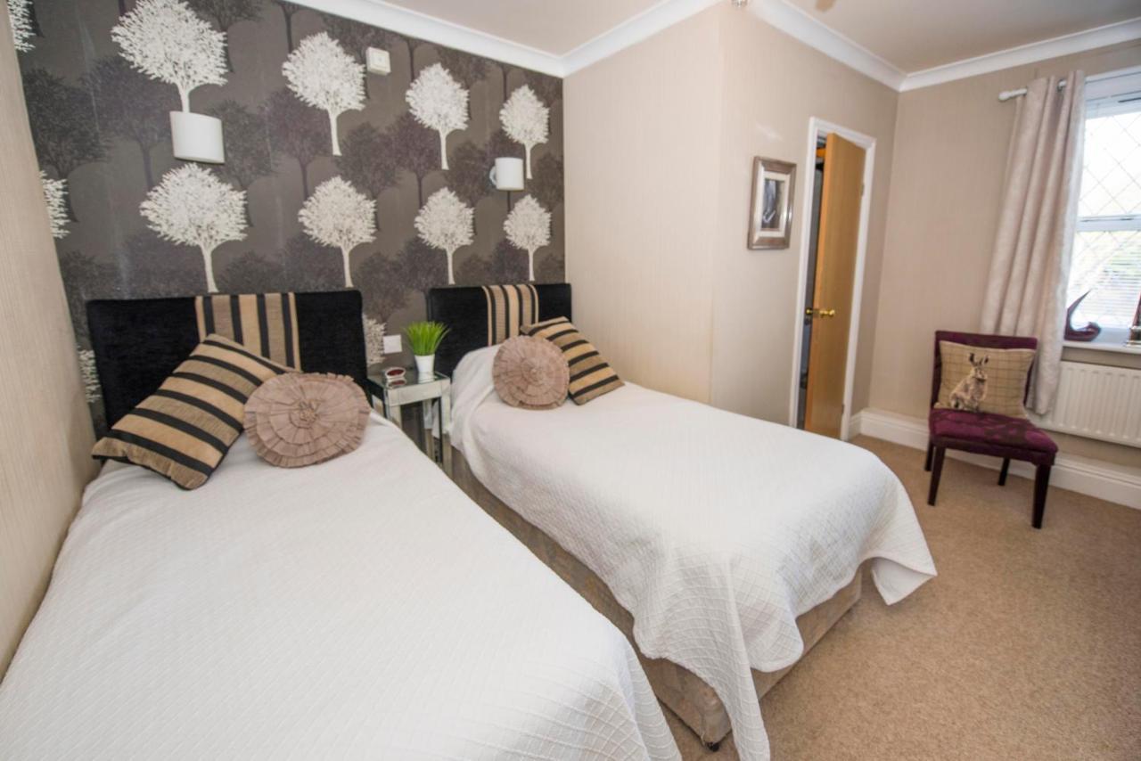 The Blue Bell Inn Weaverthorpe Kültér fotó