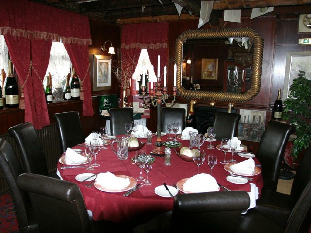 The Blue Bell Inn Weaverthorpe Szoba fotó